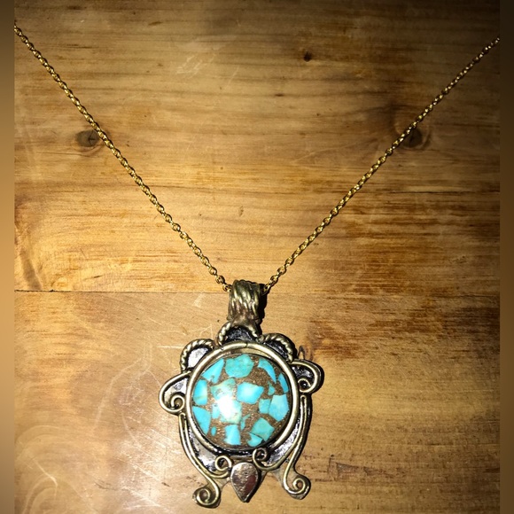 Tibetan Turquoise Marble Shatter Ethnic Ornate Southwest Native American Pendant - Picture 3 of 9